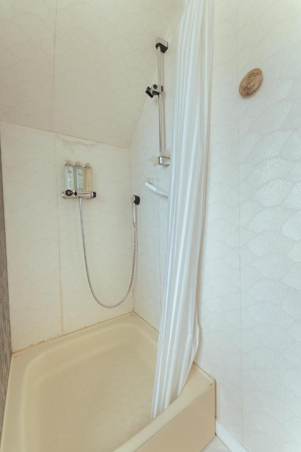 Serenity By The Sea / 3-Br House / Sea View Sydrugota ภายนอก รูปภาพ